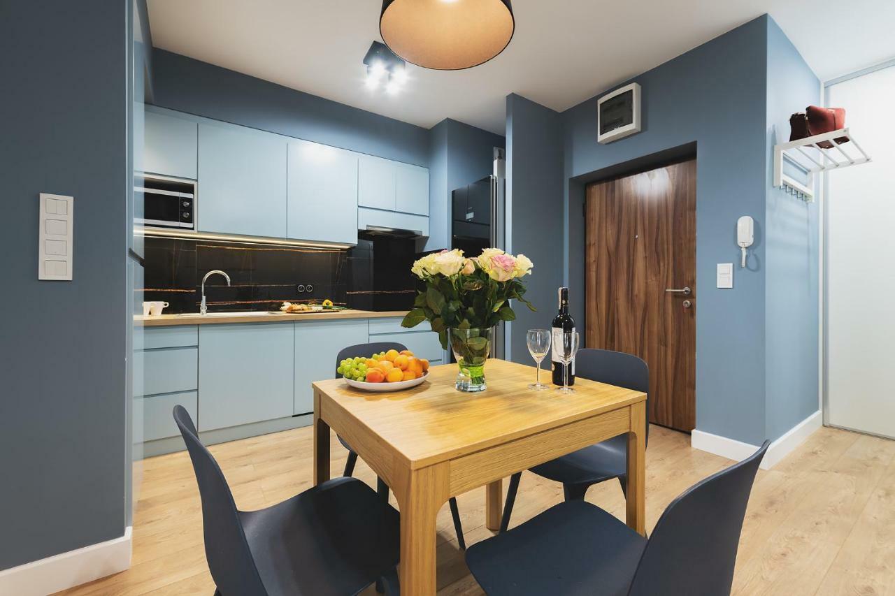 Okecie Airport Studio Bakalarska 2 P&O Serviced Apartments Varşova Dış mekan fotoğraf